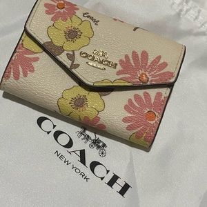Coach Floral small Wallet